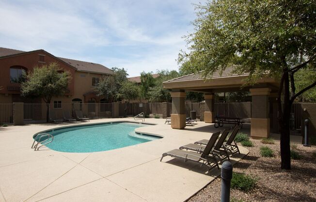 4 beds, 2.5 baths, $2,200, Unit #1171
