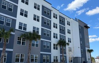 Beautiful and Brand New Apartement in MILLENIA PARK