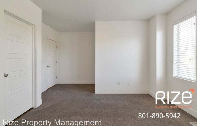 965-971 E Murray Holladay Rd
