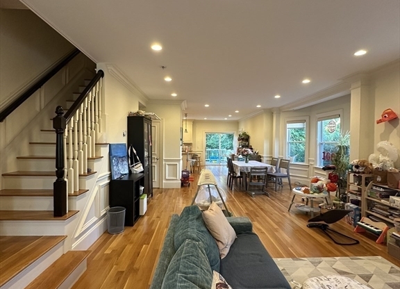 191 NEWTONVILLE AVE