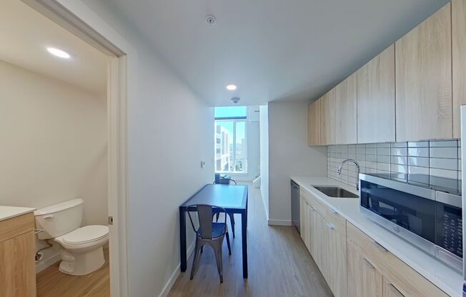 1 bed, 1 bath, 419 sqft, $1,590, Unit 506