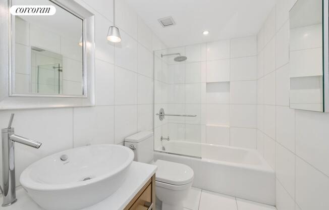 2 beds, 2 baths, 1,082 sqft, $7,500, Unit 8D
