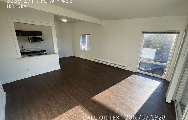 3539 27th Pl W