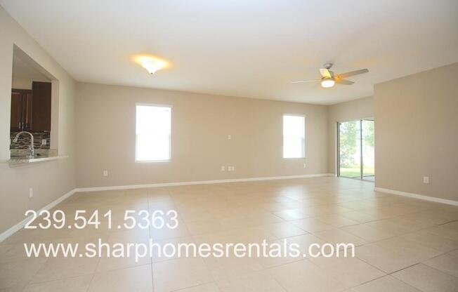 709 SW 25 LN