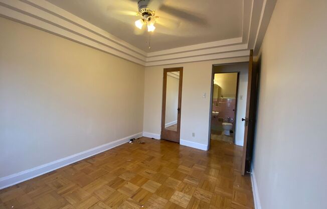 1 bed, 1 bath, $1,195, Unit 607