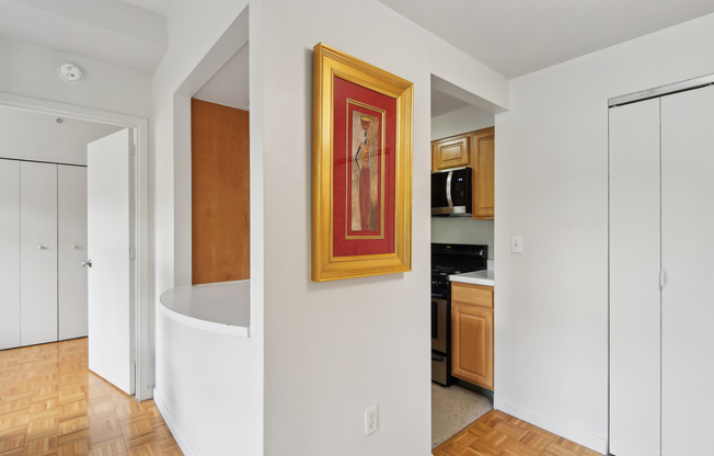 102 BRADHURST AVE