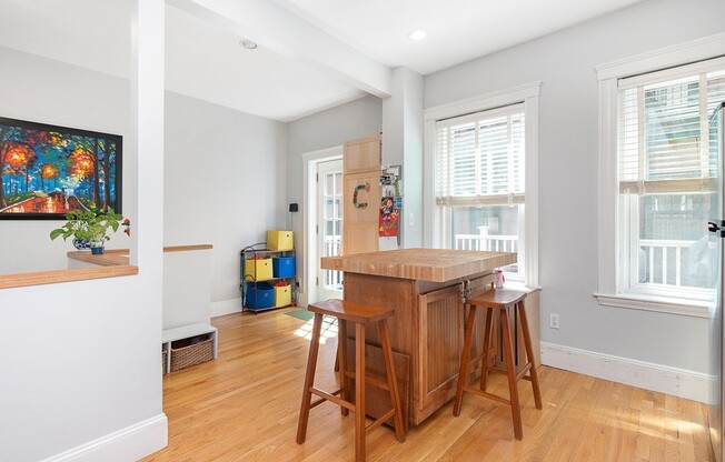 24 Montgomery St, Boston MA 2