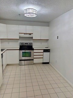 2 beds, 2 baths, 1,206 sqft, $3,200, Unit 515