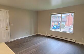 1 bed, 1 bath, 560 sqft, $1,495, Unit 18