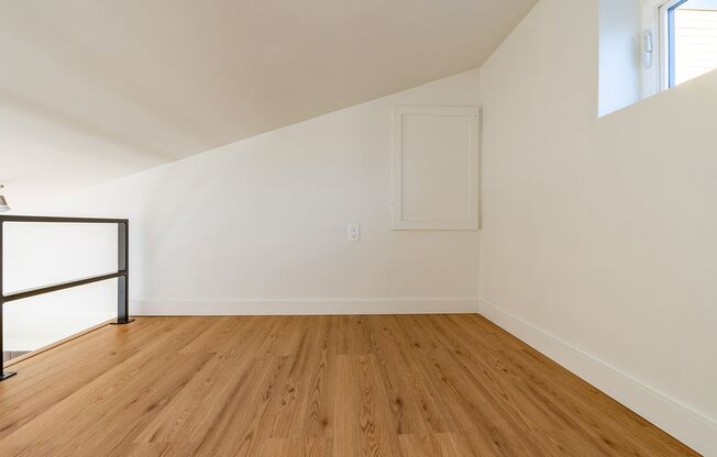 Studio, 1 bath, 375 sqft, $1,495, Unit 511