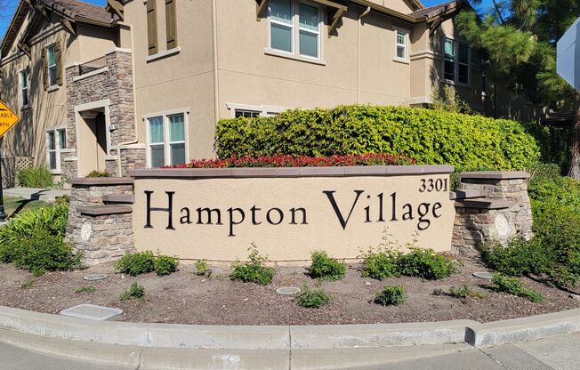 Adorable 3 bedroom 2.5 Bath Condo
