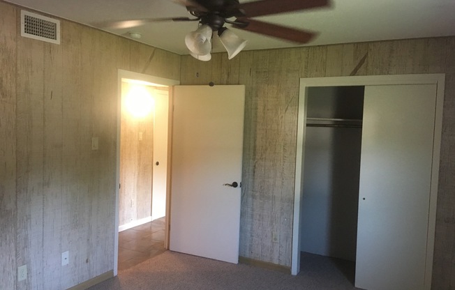 2 beds, 1 bath, $825