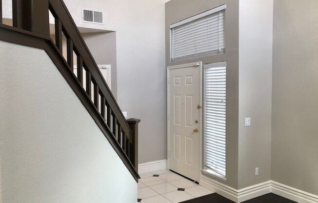 Spacious and beautiful 3 bedroom 2.5 bath in Folsom