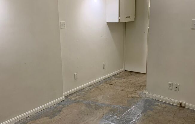 Studio, 1 bath, $1,395, Unit 18