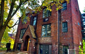 1241 Hubbard