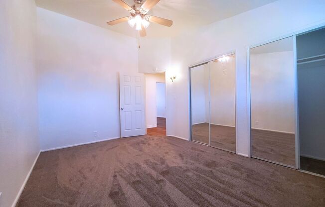 2 beds, 1 bath, 800 sqft, $1,995, Unit 26