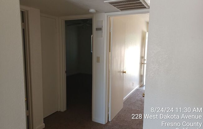 2 beds, 1 bath, 880 sqft, $1,199, Unit 212-B