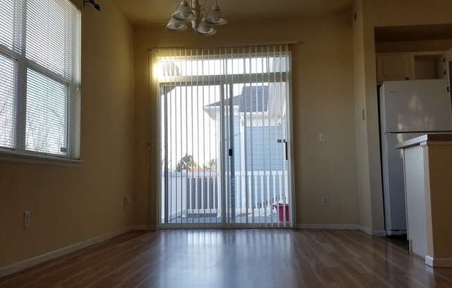 2 beds, 2 baths, 1,242 sqft, $1,995