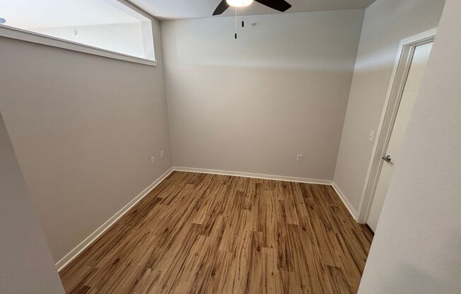 Studio, 1 bath, 585 sqft, $1,515, Unit 10025-304