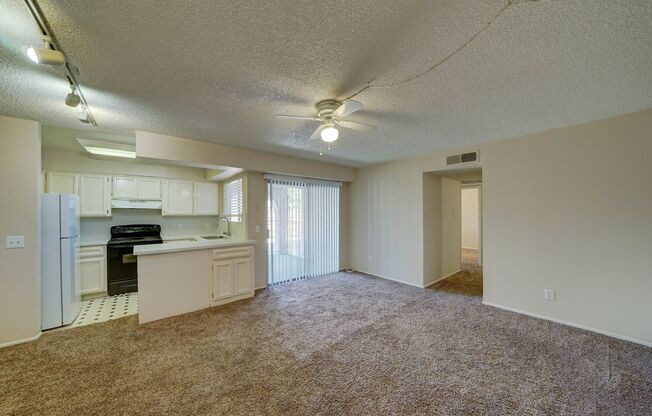 2 beds, 2 baths, $1,350, Unit # 2B