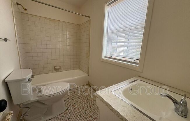 2450 D BRAGG BLVD