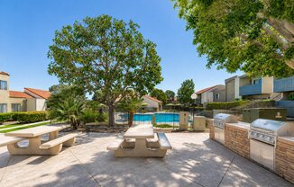 251 WESTON CIR
