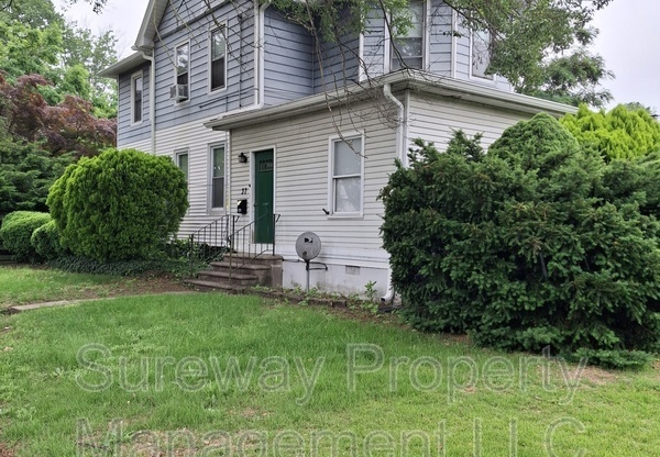 37 W CEDAR AVE