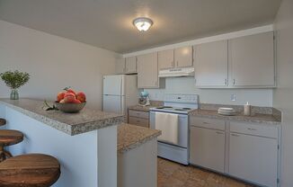2 beds, 1.5 baths, 1,082 sqft, $1,700, Unit 215-L6