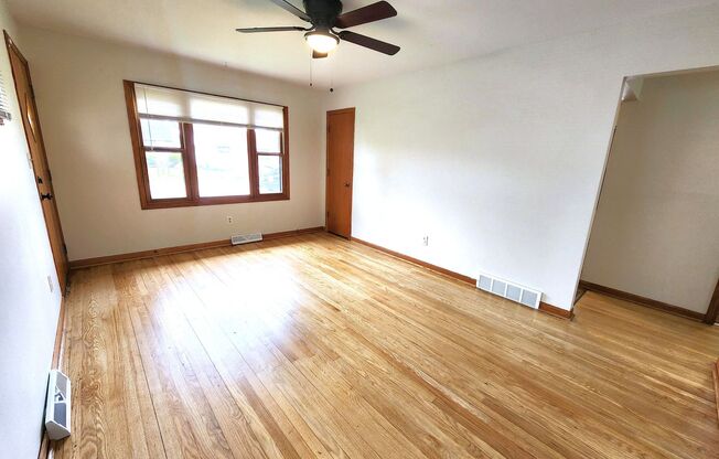 Spacious 3-bedroom single family home w/ finished basement