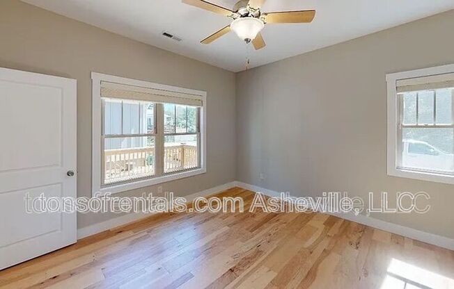 583 FAIRVIEW RD