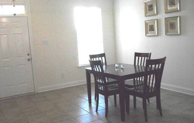 Newer 4 bedroom house off Old Hammond