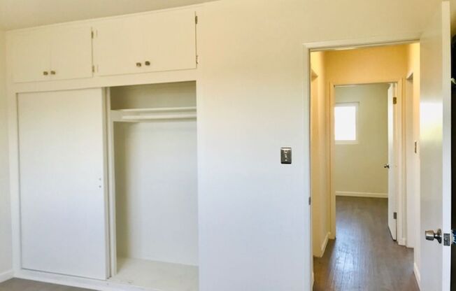 2 beds, 1 bath, $2,495, Unit 5