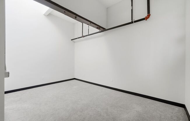 1 bed, 1.5 baths, 1,192 sqft, $1,989, Unit 508