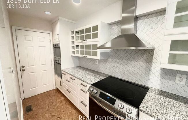 1819 DUFFIELD LN