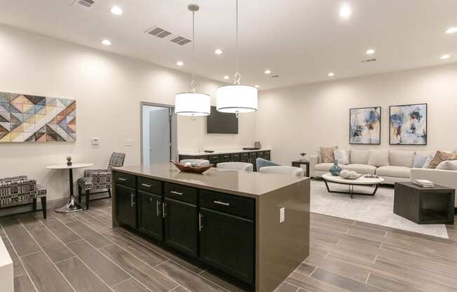 the estates at tanglewood|clubhouse kitchen and living room