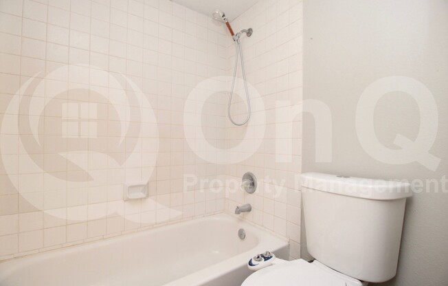 2 beds, 2 baths, 1,130 sqft, $1,675, Unit 2076