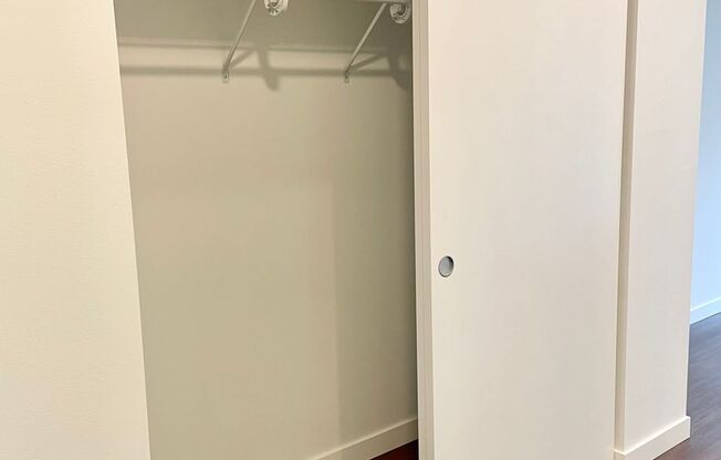 1 bed, 1 bath, 674 sqft, $2,425, Unit 203