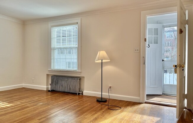 63 BOW ST