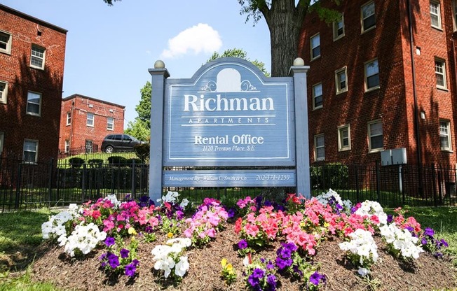 Richman Apartments