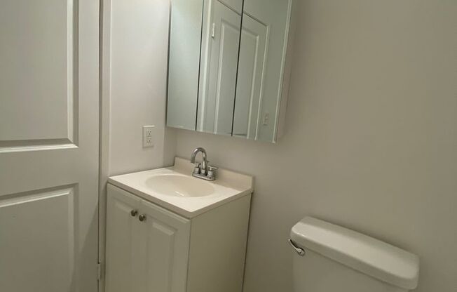 Studio, 1 bath, $1,279, Unit 13