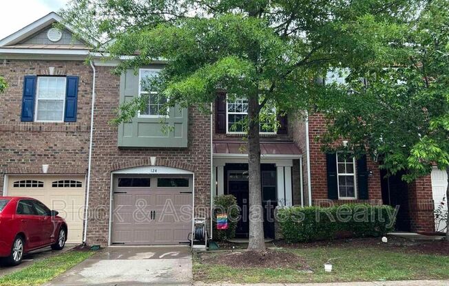 124 LONGCHAMP LN