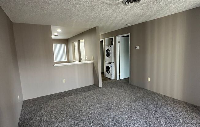 1 bed, 1 bath, 643 sqft, $1,285, Unit 329