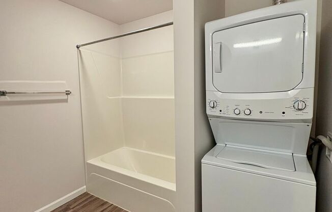 1 bed, 1 bath, 589 sqft, $1,675, Unit 304