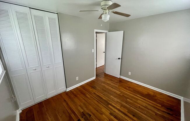 3 beds, 1 bath, $1,500