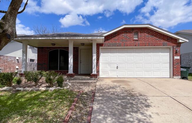 1004 STACIAS WAY