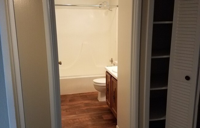 2 beds, 2 baths, 1,068 sqft, $1,299, Unit 7511-02