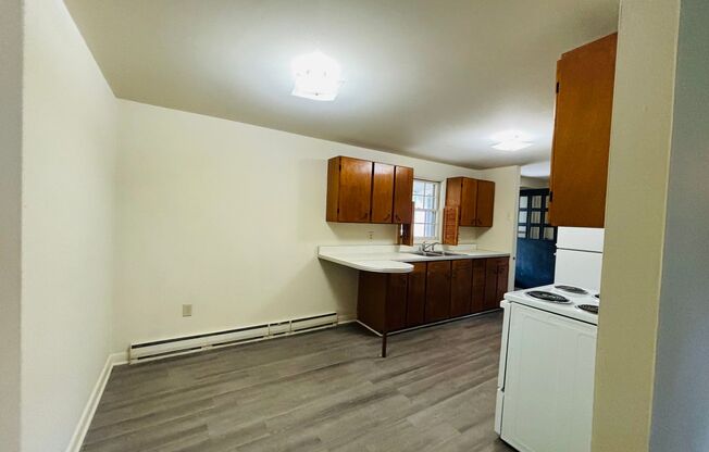 625PB - 1605 Lark Lane -M