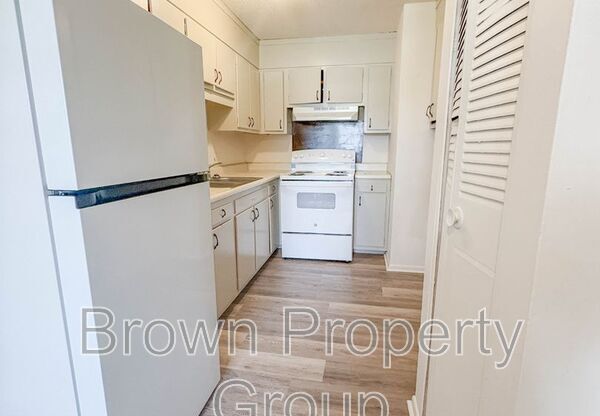2450 D BRAGG BLVD