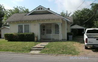 2615 Stanford - House