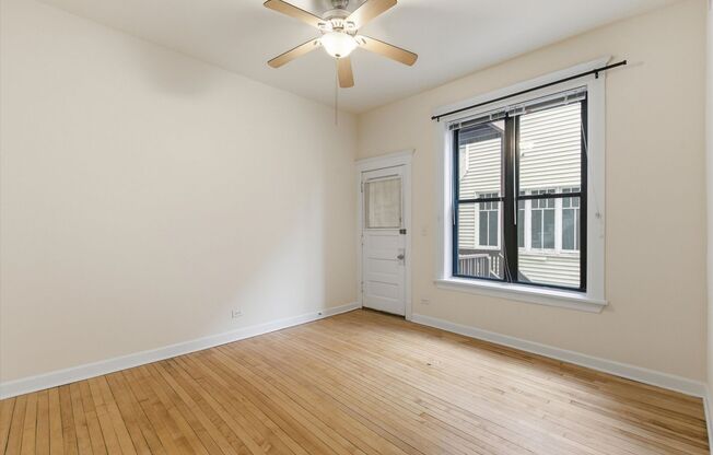 2 beds, 1 bath, 903 sqft, $2,595, Unit 2134-1R